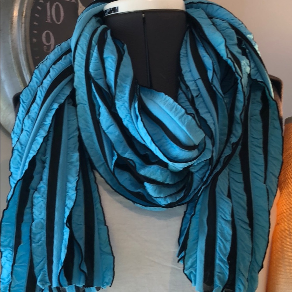 Striped but with unique scarf
